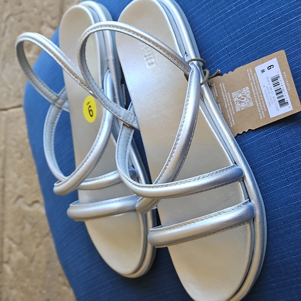 Sz 9- OluKai Tiare Leather Strappy Slingback Sandals In Silver- EU 39